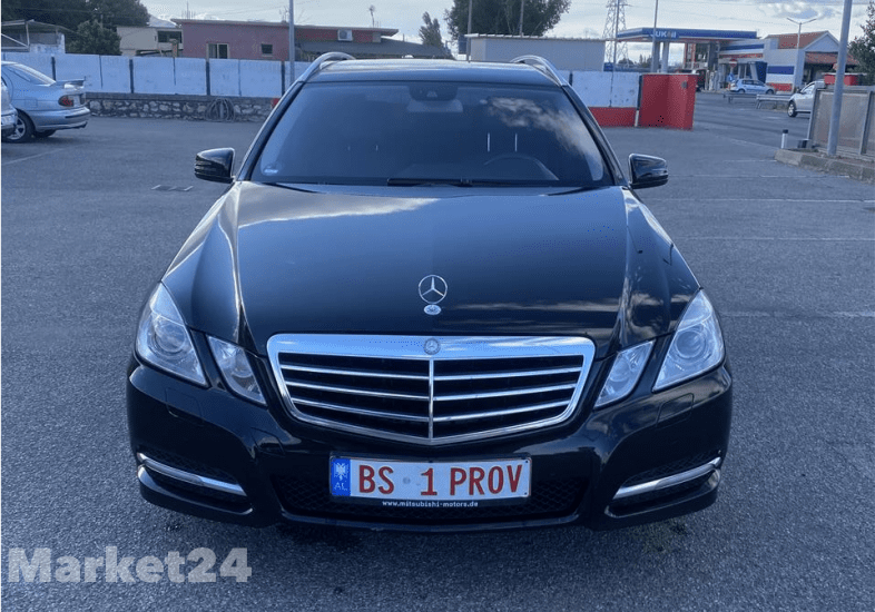 MERCEDES E220 blueficency full option