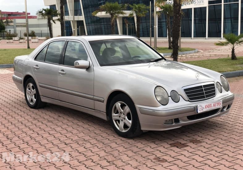 Mercedes Benz E220 2002